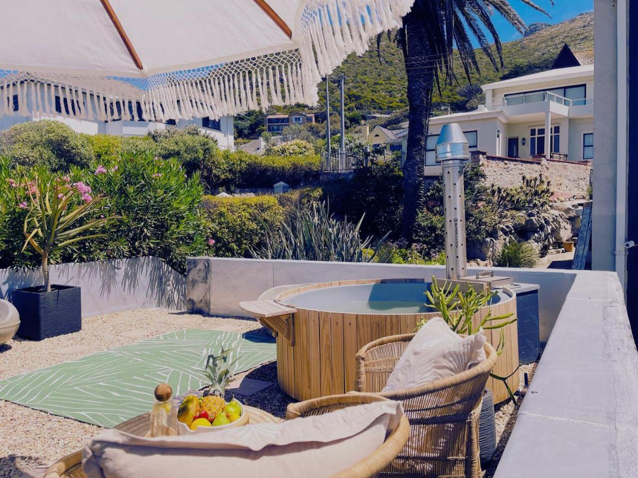 Stoep By Ideas Cartel Hotel Kalk Bay Exterior photo